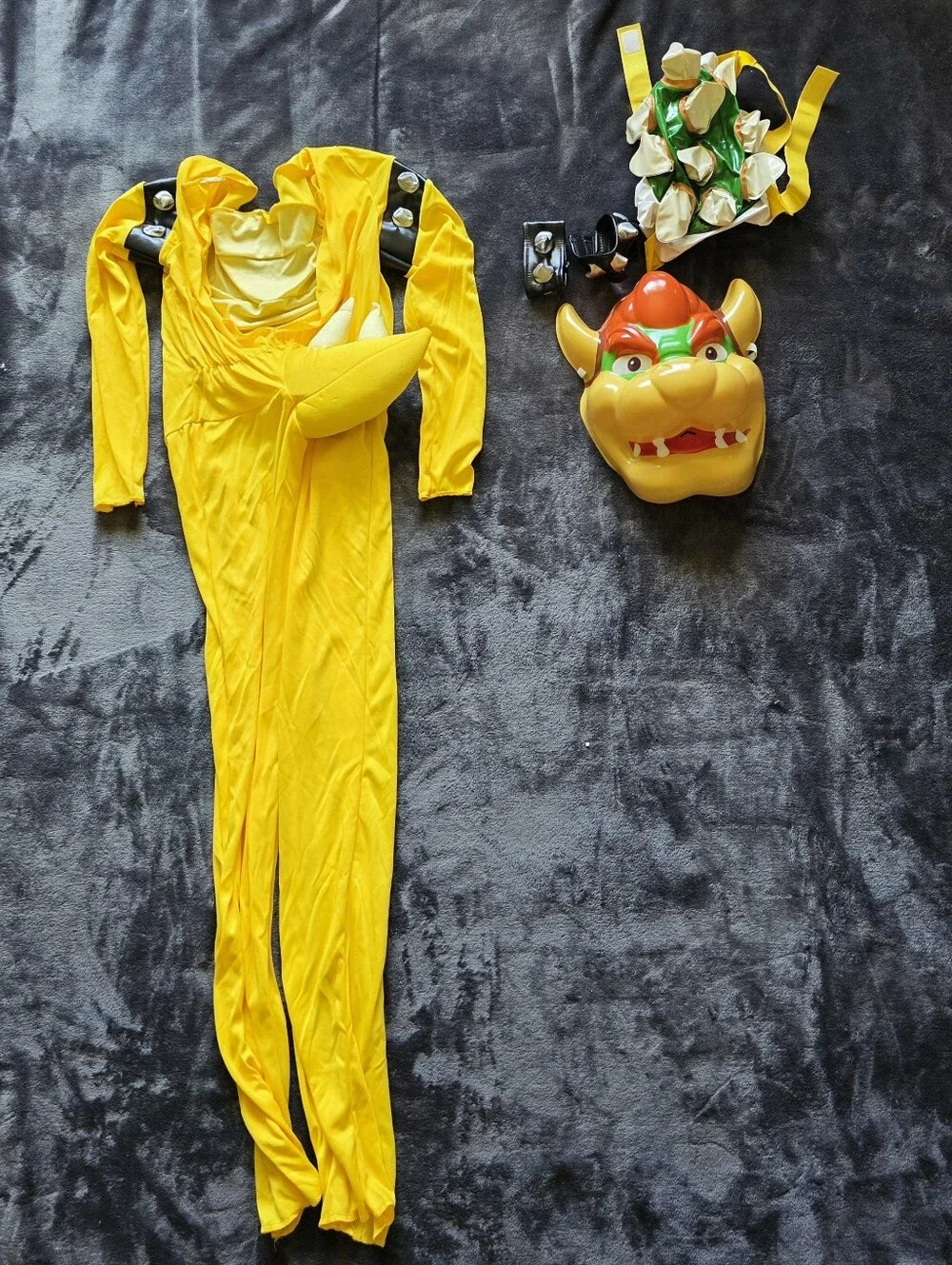 Universal Super Mario Bros. Bowser Deluxe Halloween Costume Complete outfit sz L - Picture 6 of 6